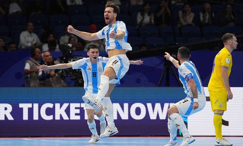 Argentina goleó 7 a 1 a Ucrania y comenzó con el pie derecho el Mundial de Futsal