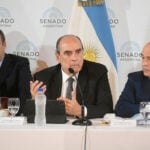 Internaron al jefe de Gabinete, Guillermo Francos, con «un cuadro gastrointestinal agudo»