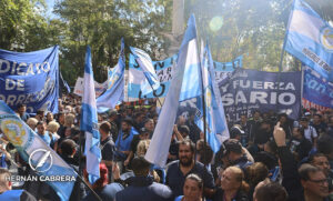 Acto de la intersindical Rosario contra la reforma previsional