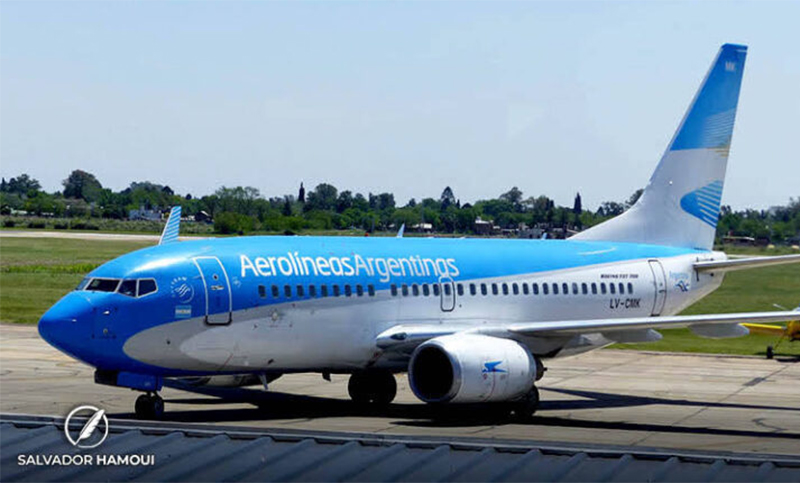 Pilotos salieron a cuestionar el decreto para la privatización de Aerolíneas Argentinas: «Es falaz»