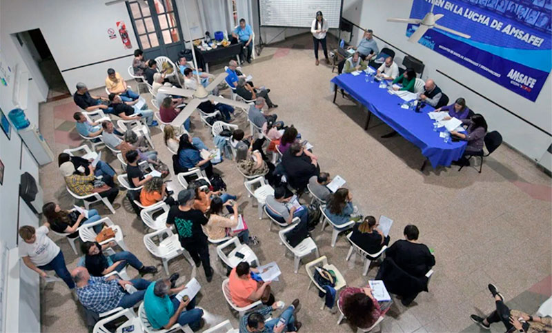 La asamblea provincial de Amsafe rechaza contundentemente la propuesta salarial del Gobierno