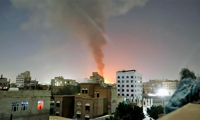 Los hutíes denuncian un bombardeo estadounidense-británico sobre la ciudad yemení de Hodeidah