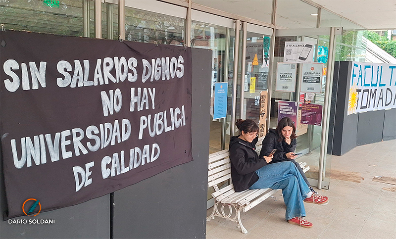 Universidades pararán por 24 horas este jueves contra el veto de Milei al financiamiento