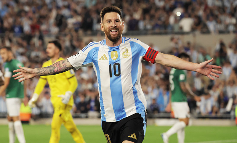 Con tres goles de Messi, Argentina fue pura contundencia y goleó a Bolivia por 6 a 0