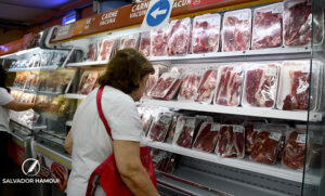 El consumo de carne cayó 12% en el año y alcanzó su mínimo histórico en agosto