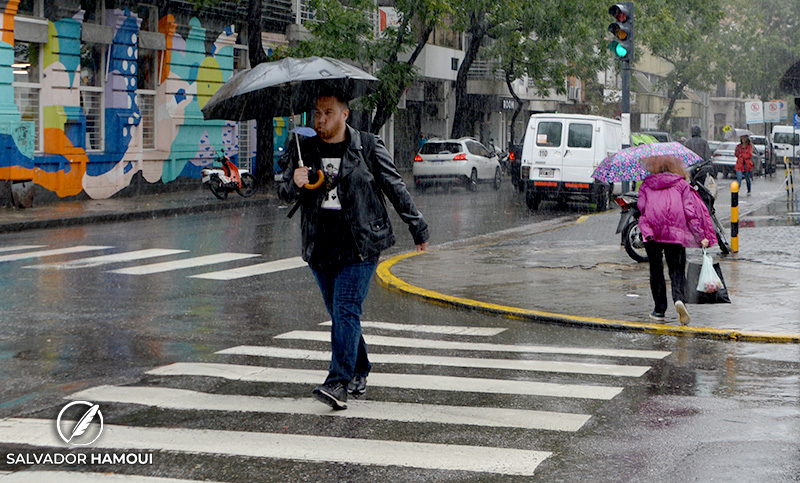 Rige un alerta y prevén abundantes lluvias hasta el jueves en Rosario y la región 