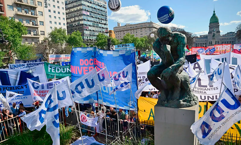 Docentes y no docentes universitarios paran este jueves tras la ratificación del veto de Milei