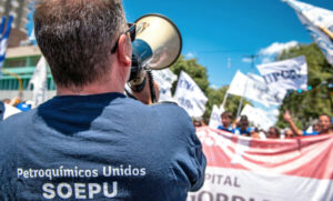 Los petroquímicos piden sanciones para la multinacional DOW por incumplir la Conciliación Obligatoria