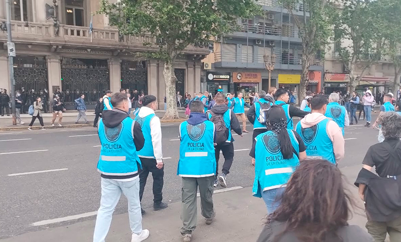 Nueva represión en el Congreso: estudiantes y periodistas, foco de la violencia institucional