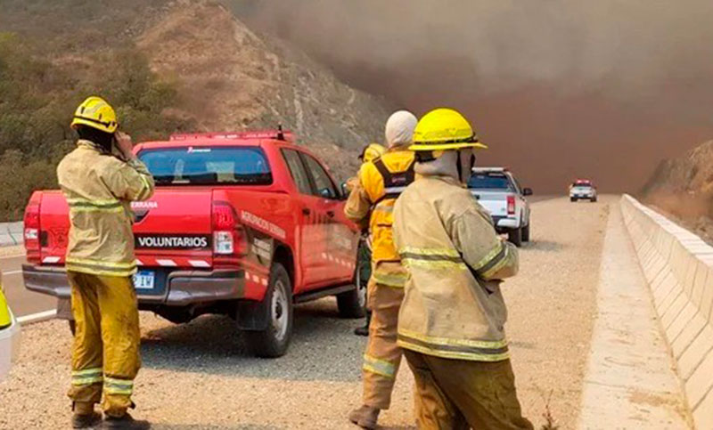 Nuevo foco de incendio en La Calera, a solo 10 kilómetros de la ciudad de Córdoba