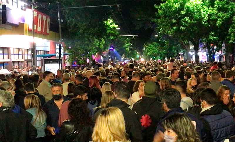 Noche en mi barrio: sábado de fiesta, foodtrucks, ferias y shows