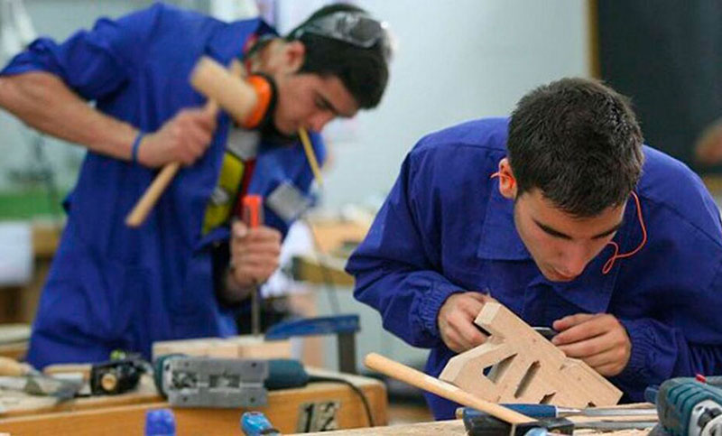 Precariedad laboral: seis de cada diez jóvenes trabajadores no están registrados