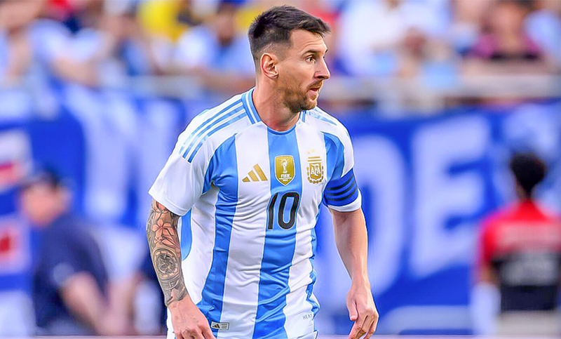 Messi y la Selección critican el estado del campo de juego en el empate ante Venezuela