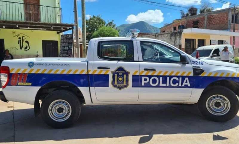 Cansado de los robos, un comerciante ató a un poste a dos presuntos ladrones en Salta