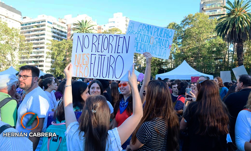 Argentina marcha en defensa de la universidad pública: los detalles de la movilización en Rosario