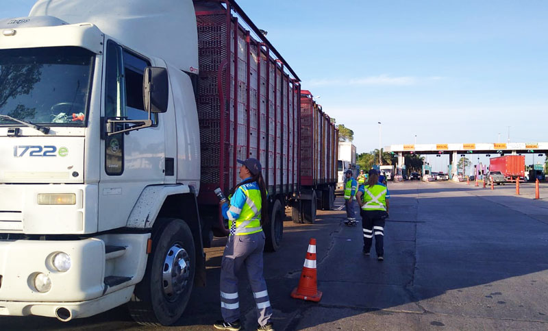 Sancionaron a un camionero que circulaba por la ruta 9 alcoholizado