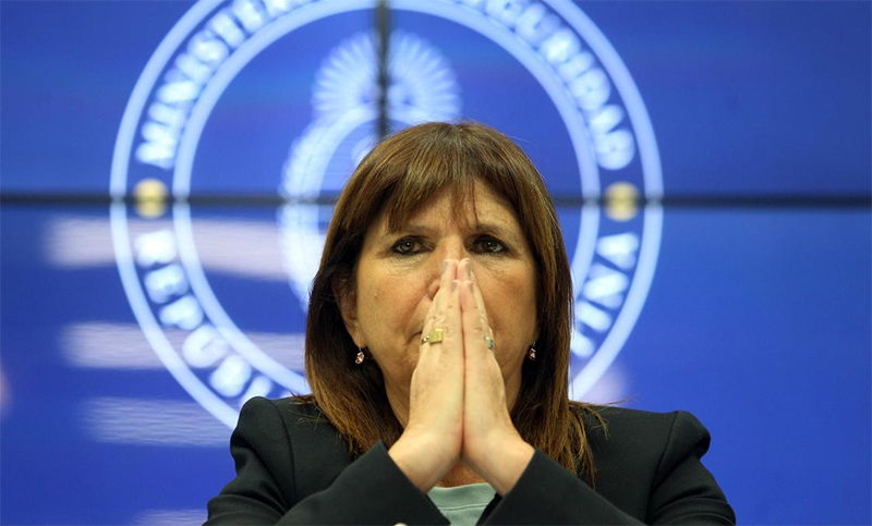 Vino a trabajar a Rosario, lo detuvieron por error y Bullrich celebró sin chequear antes