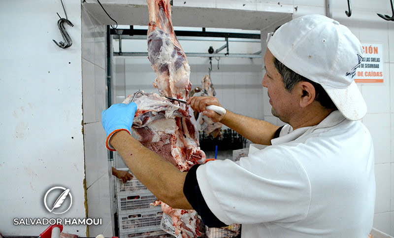 El consumo de la carne cayó 11,2% entre enero y octubre, el nivel más bajo en treinta años