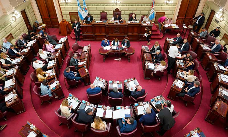 Reforma constitucional: Unidos enfrenta 48 horas febriles en busca de los votos en Diputados