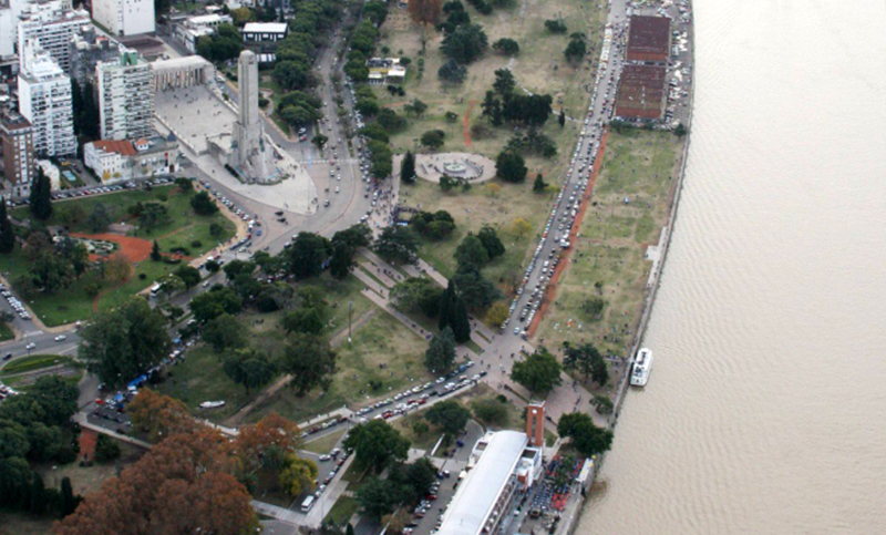 Un joven electricista falleció mientras manipulaba un tablero cerca de La Fluvial