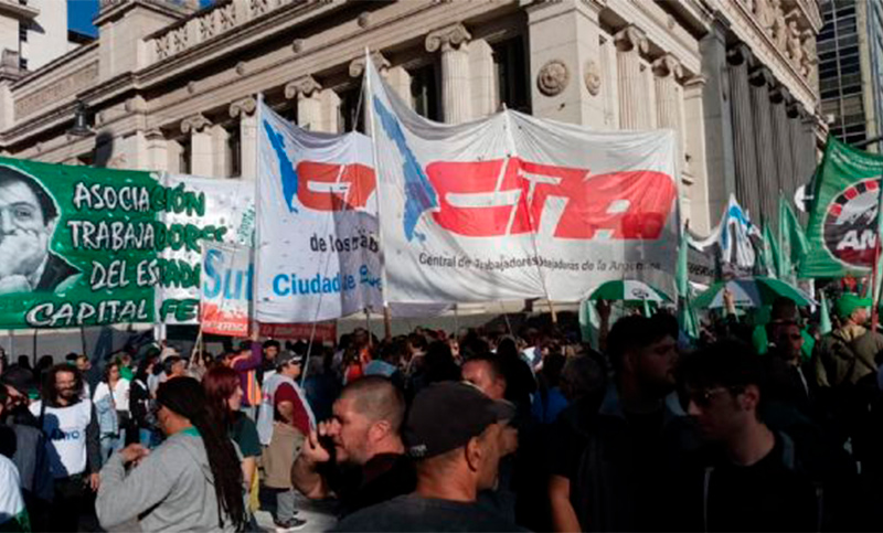 Las dos CTA y organizaciones sociales convocaron a una jornada de lucha federal antes del paro del jueves