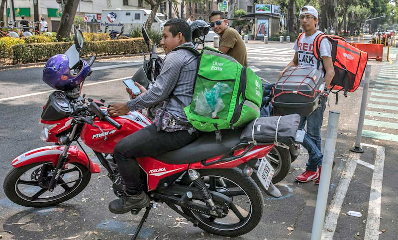 El Senado de México aprueba la ley que blanquea a los trabajadores de plataformas